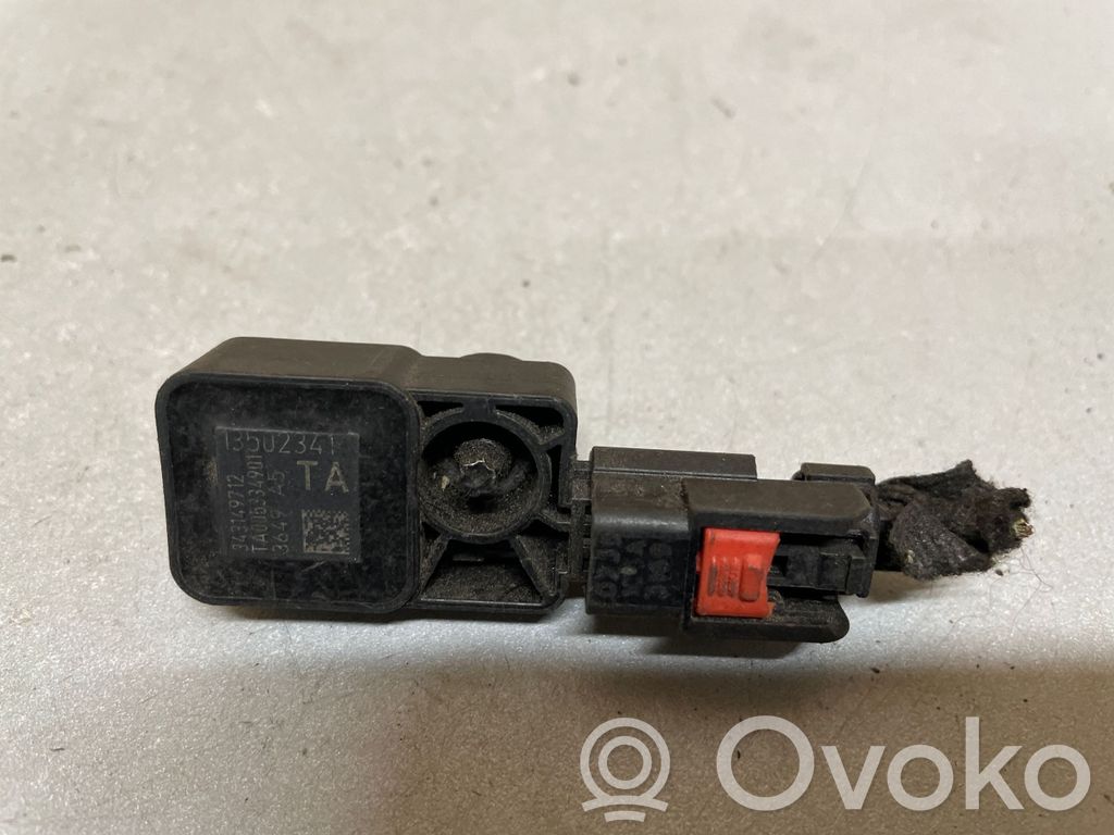 Opel Insignia A Airbag deployment crash/impact sensor 