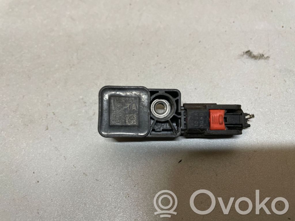 Opel Insignia A Airbag deployment crash/impact sensor 