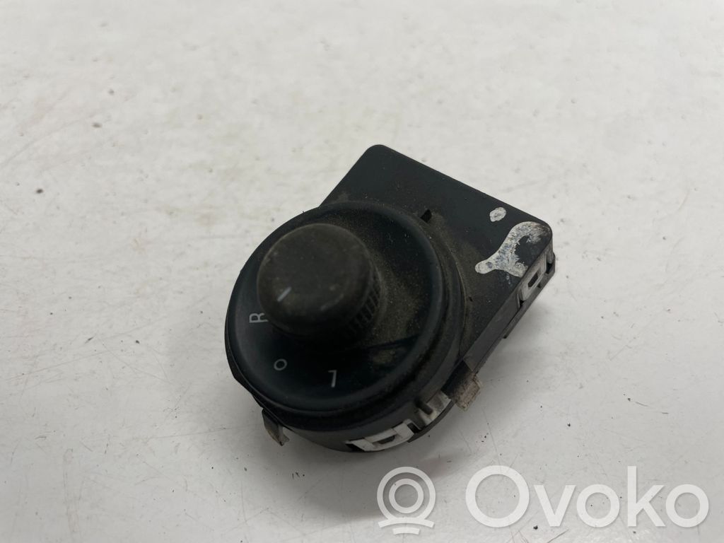 Opel Astra J Wing mirror switch 