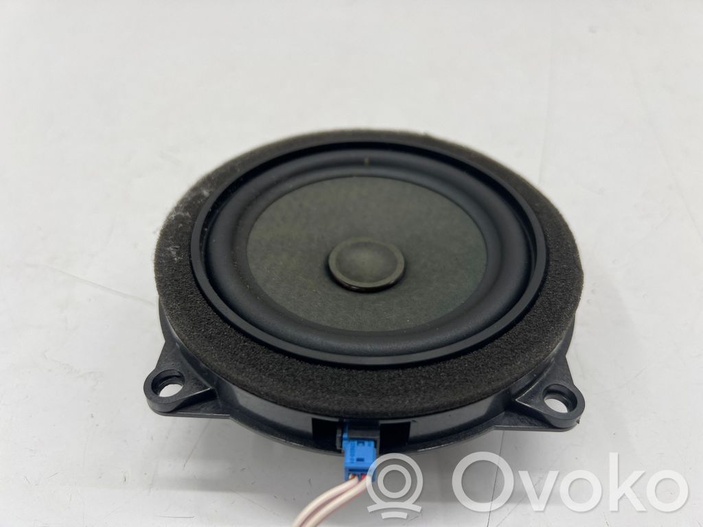 BMW 3 G20 G21 Altavoz de la puerta trasera 