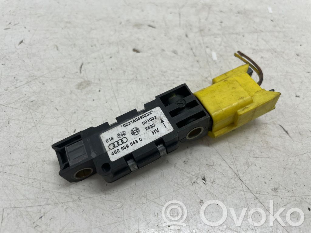 Volkswagen Touareg I Airbag deployment crash/impact sensor 