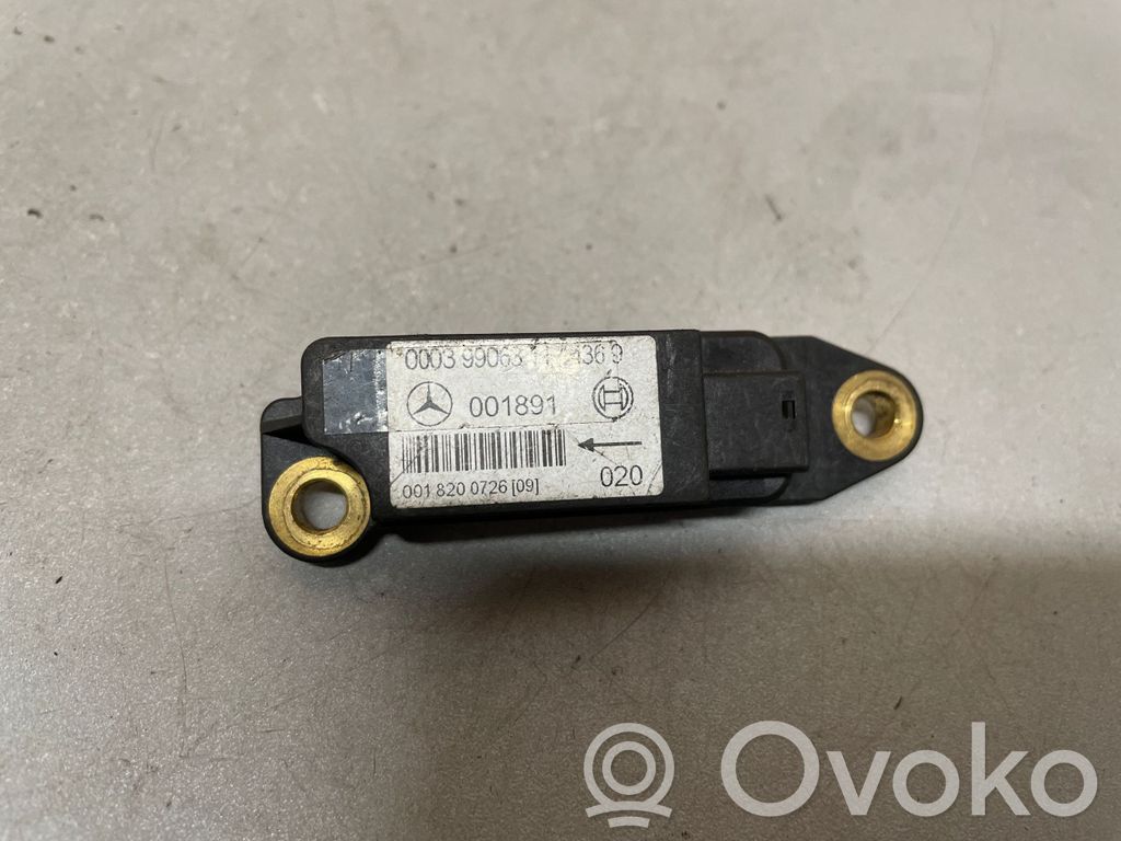 Mercedes-Benz C W202 Airbagsensor Crashsensor Drucksensor 