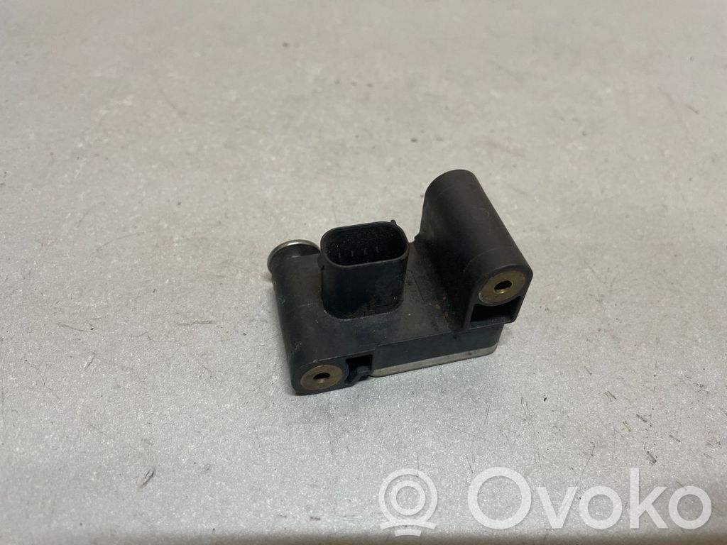 Turvatyynyn törmäysanturi   6911003