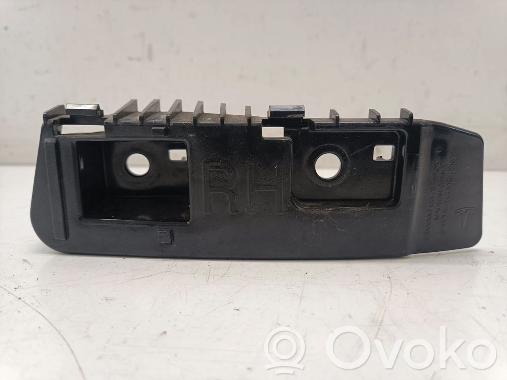 Tesla Model 3 Rear bumper mounting bracket 