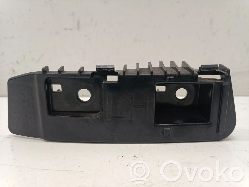 Tesla Model 3 Rear bumper mounting bracket 