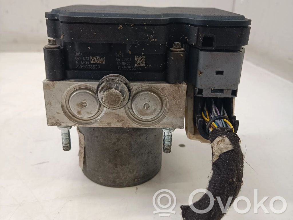 Opel Insignia B Bomba de ABS 