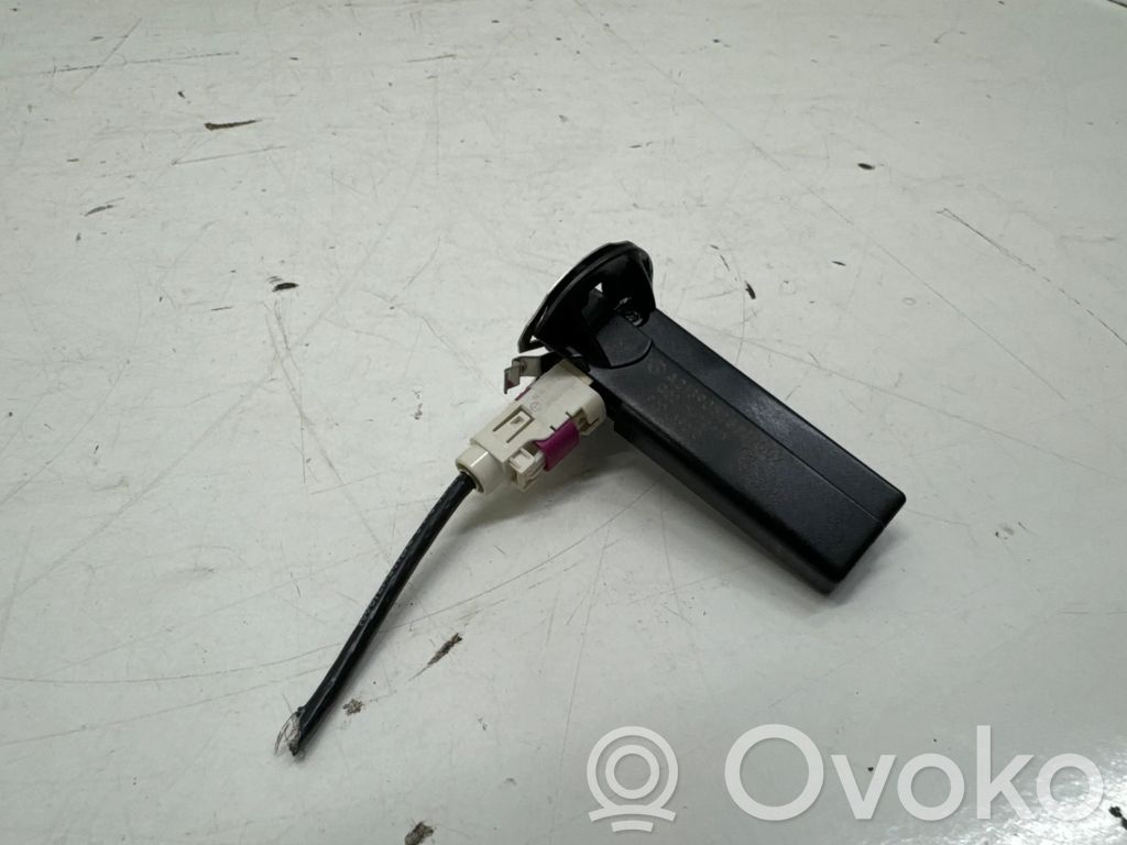 Przepływomierz masowy powietrza MAF   A2139052803