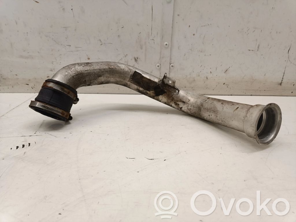 Mercedes-Benz E W212 Furtun/conductă intercooler 