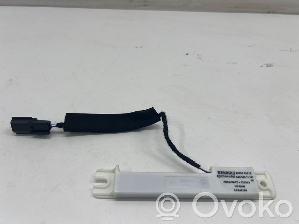 Renault Captur II Aerial antenna amplifier 