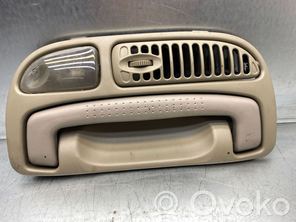 KIA Carnival Innenraumbeleuchtung vorne 