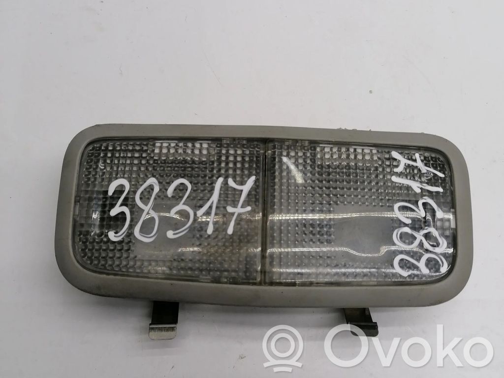 Światło fotela przedniego   812600D010