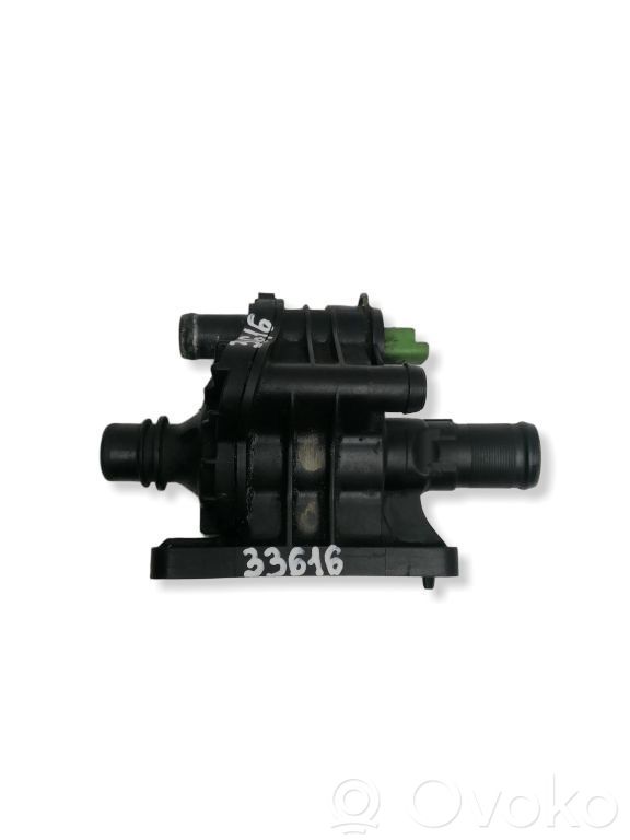 Volvo V50 Thermostat/thermostat housing 