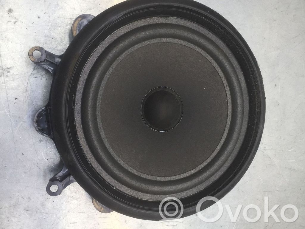 Audi A4 S4 B7 8E 8H Front door speaker 