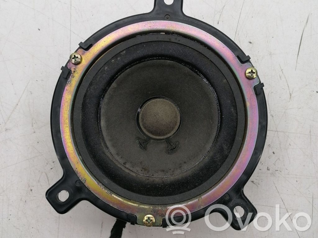 Saab 9-5 Altavoz de la puerta trasera 