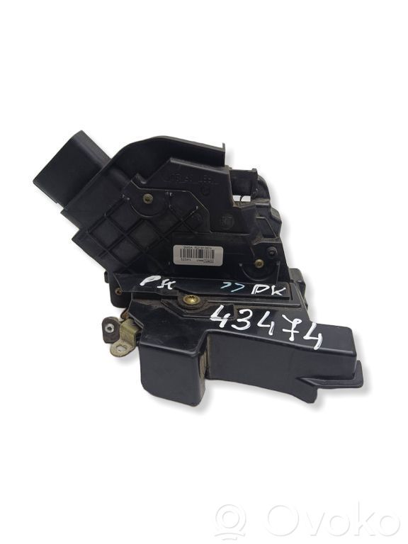 Ford Focus C-MAX Front door lock 