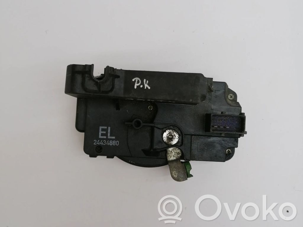 Opel Meriva A Front door lock 