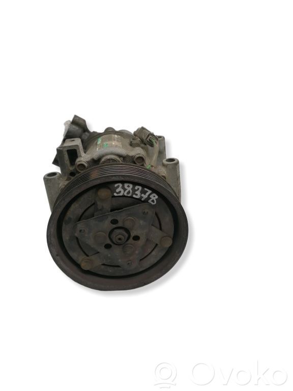 Renault Clio III Air conditioning (A/C) compressor (pump) 