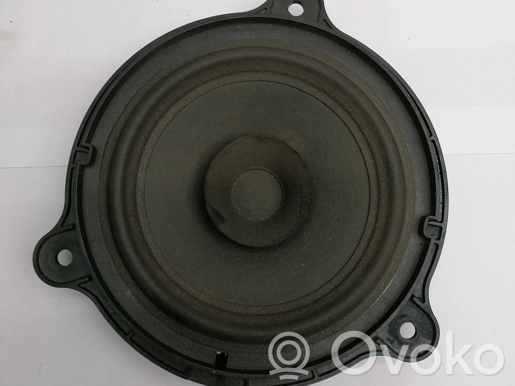 Nissan Primera Rear door speaker 