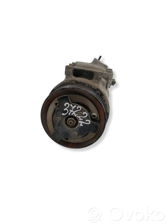 Volkswagen PASSAT B6 Air conditioning (A/C) compressor (pump) 