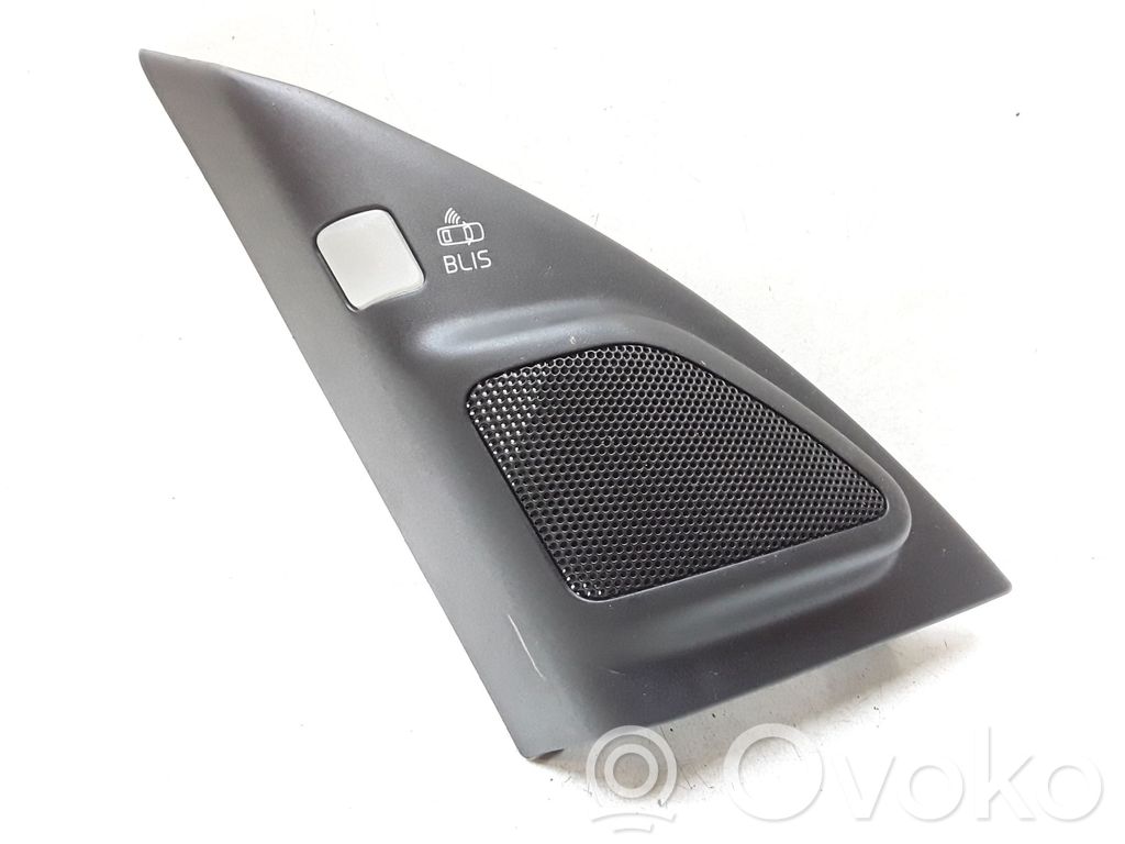 Volvo V70 Front door speaker 