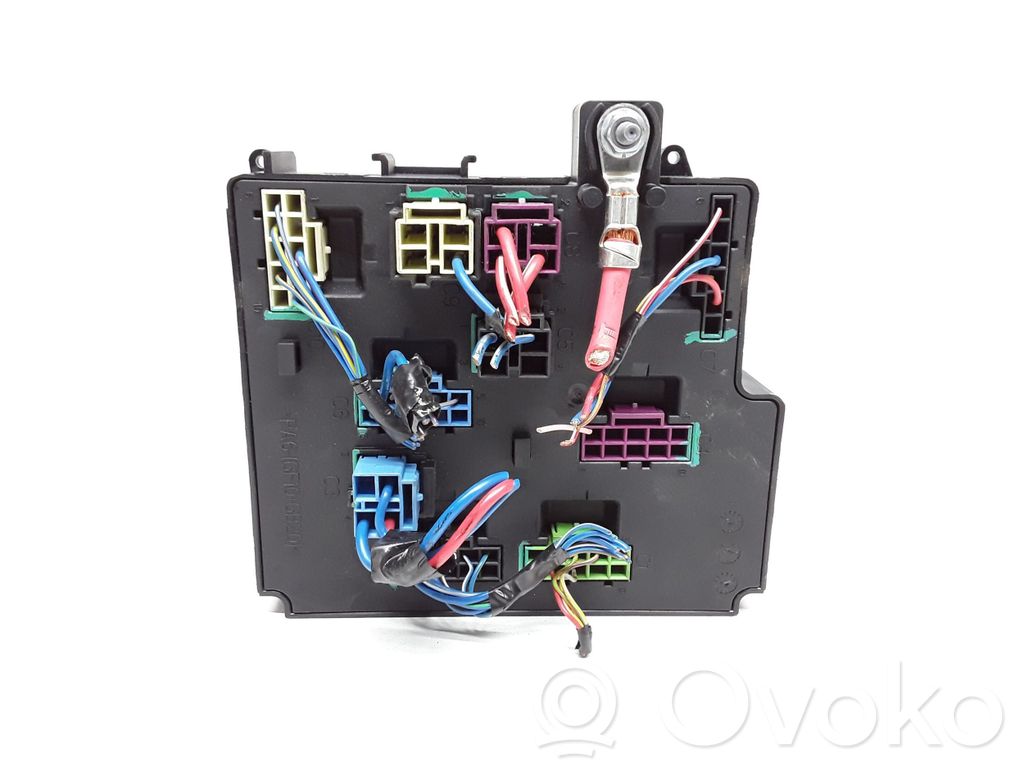 Volvo S90, V90 Fuse module 