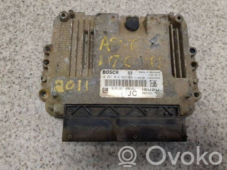Skoda Octavia Mk2 (1Z) Engine control unit/module 