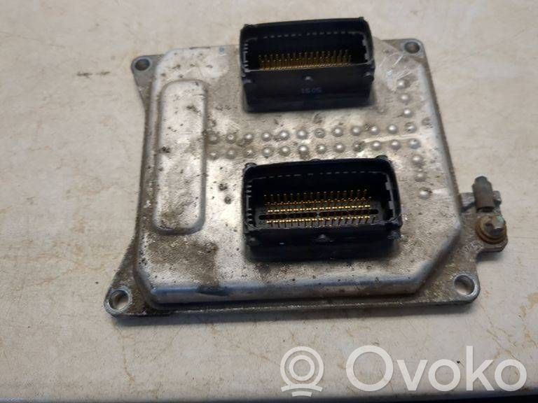 Opel Vectra C Engine control unit/module 
