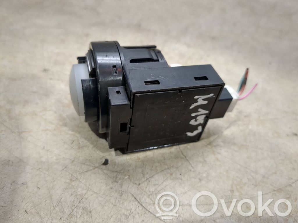 Nissan Leaf I (ZE0) Engine start stop button switch 