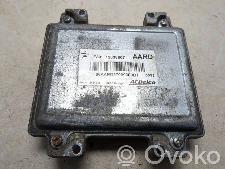 Opel Astra J Engine control unit/module 