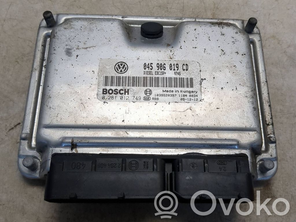 Skoda Fabia Mk2 (5J) Engine control unit/module 