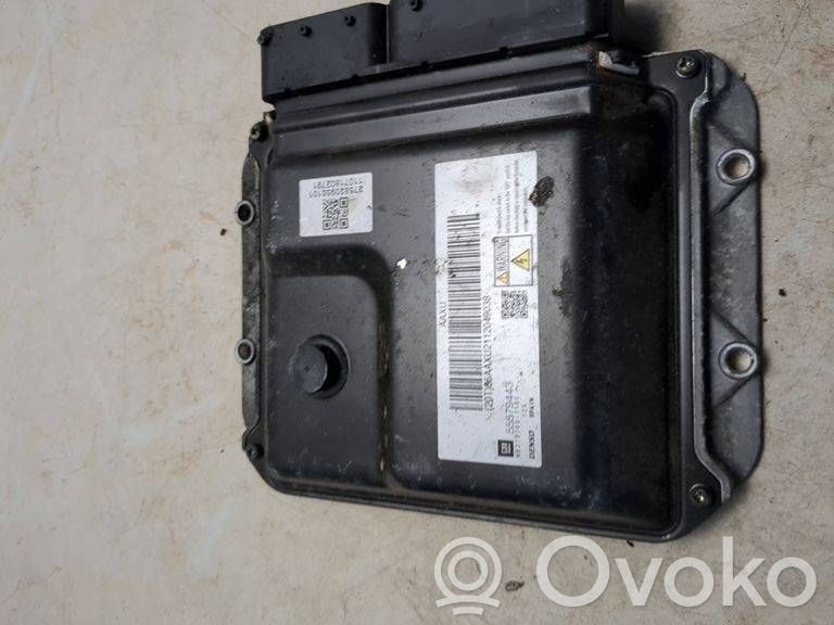 Opel Astra H Engine control unit/module 