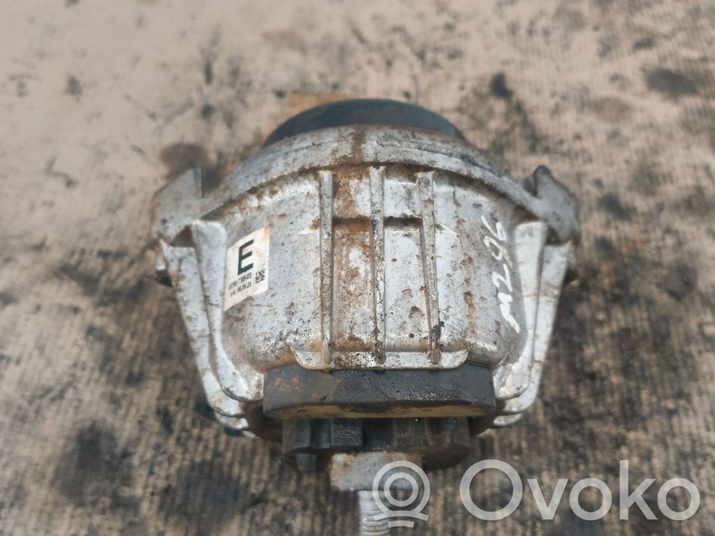 BMW 1 E81 E87 Engine mount bracket 