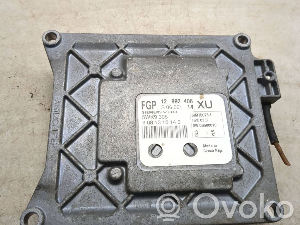 Opel Astra J Engine control unit/module 