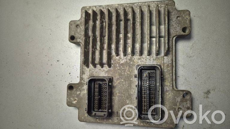 Opel Insignia A Engine control unit/module 