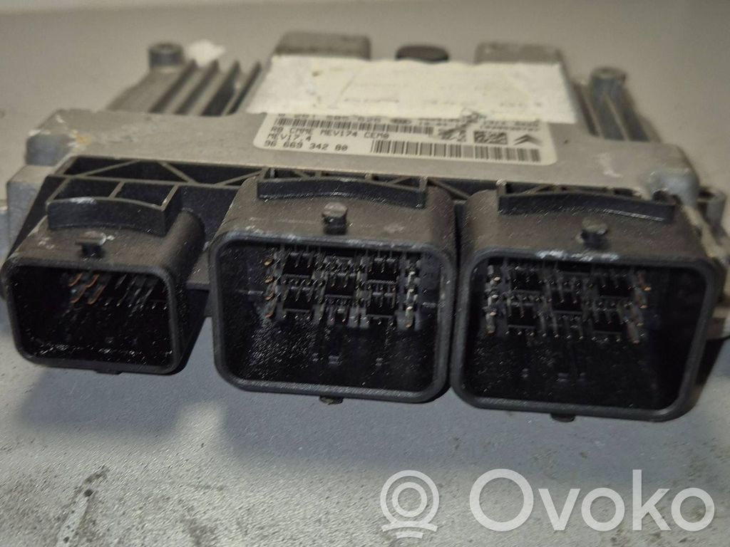 Peugeot 308 Engine control unit/module 