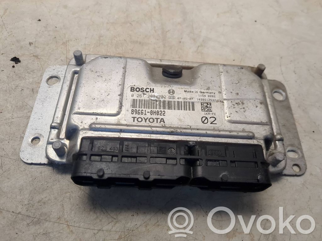 Toyota Aygo AB10 Engine control unit/module 
