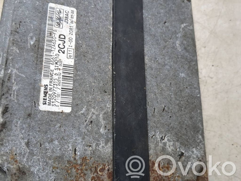 Ford Fiesta Engine control unit/module 