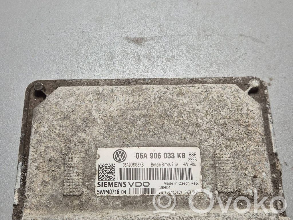 Skoda Octavia Mk2 (1Z) Engine control unit/module 