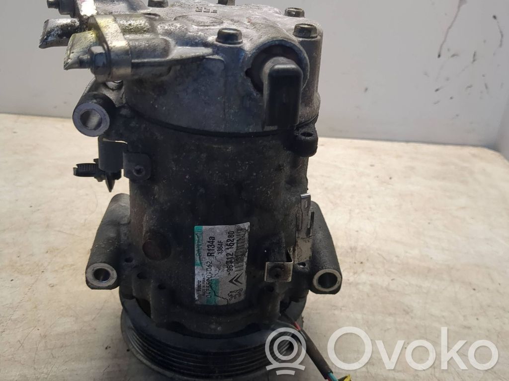 Peugeot 308 Air conditioning (A/C) compressor (pump) 