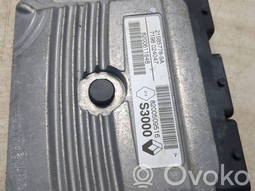 Renault Megane II Engine control unit/module 