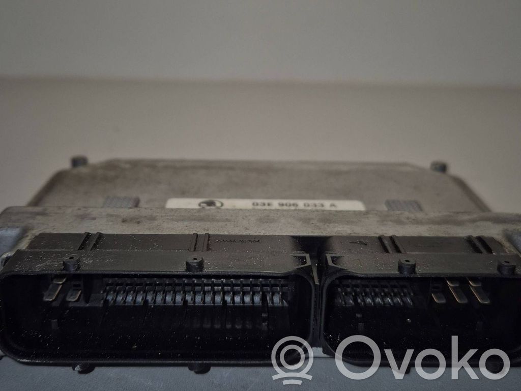 Skoda Fabia Mk1 (6Y) Engine control unit/module 