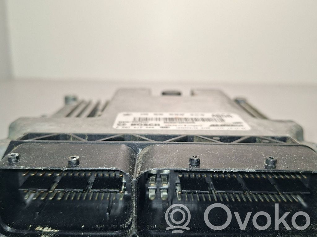 Opel Zafira B Engine control unit/module 