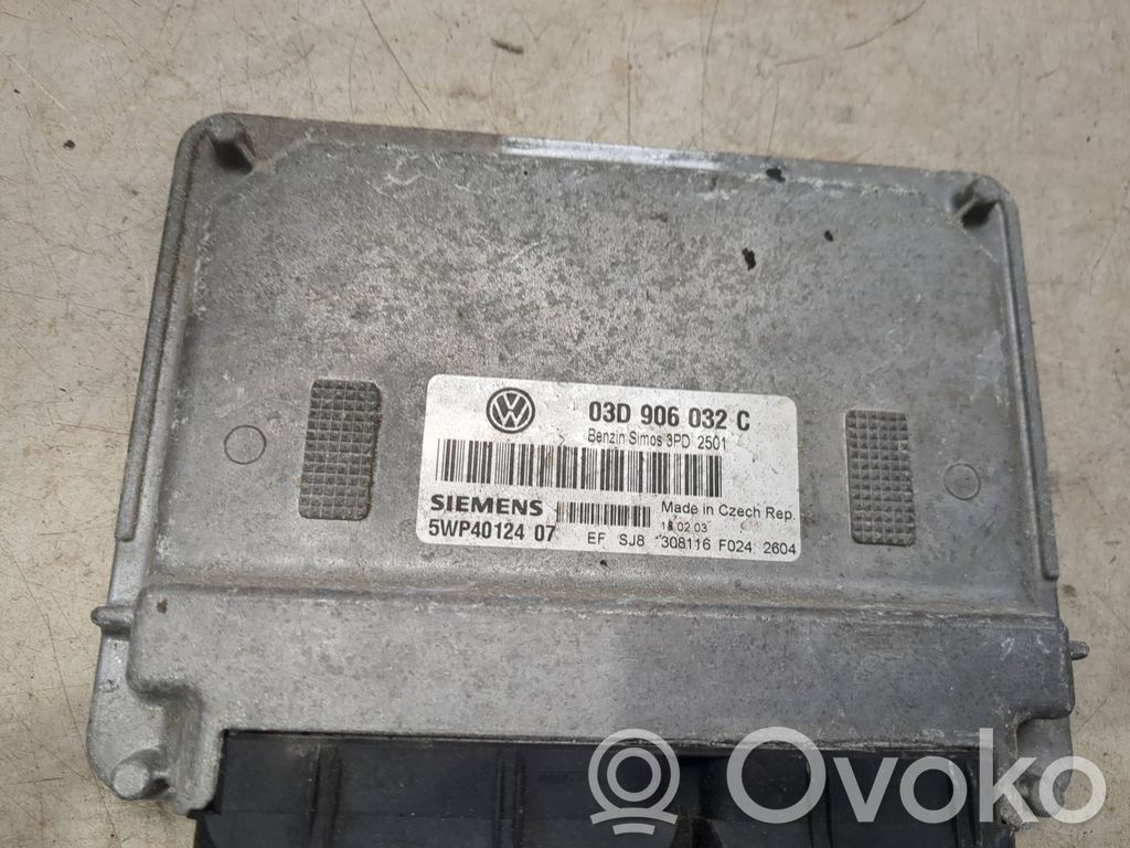 Volkswagen Polo V 6R Engine control unit/module 