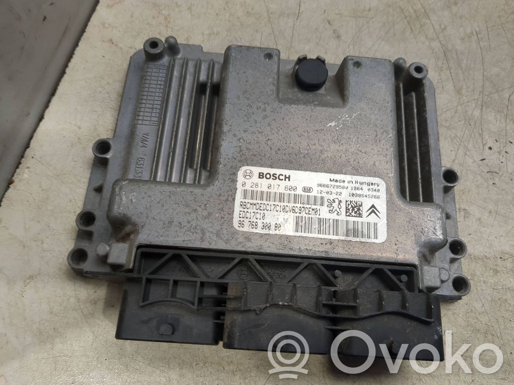 Citroen C4 II Picasso Engine control unit/module 