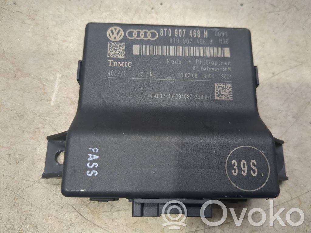 Audi A4 S4 B8 8K Gateway control module 