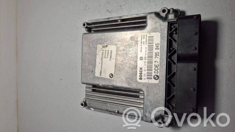 BMW 1 E81 E87 Engine control unit/module 