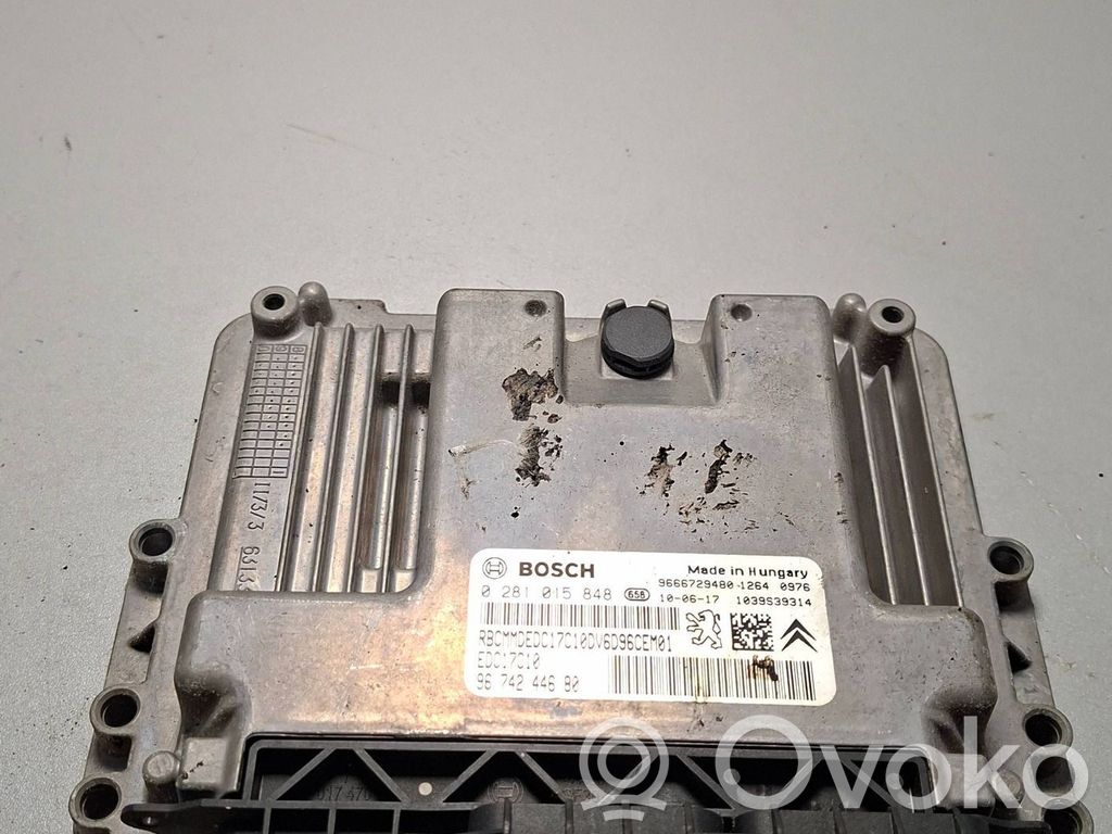 Citroen C5 Engine control unit/module 