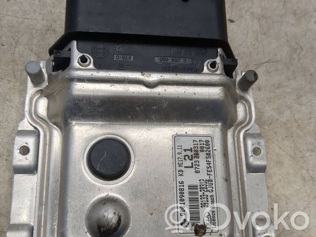 KIA Rio Engine control unit/module 