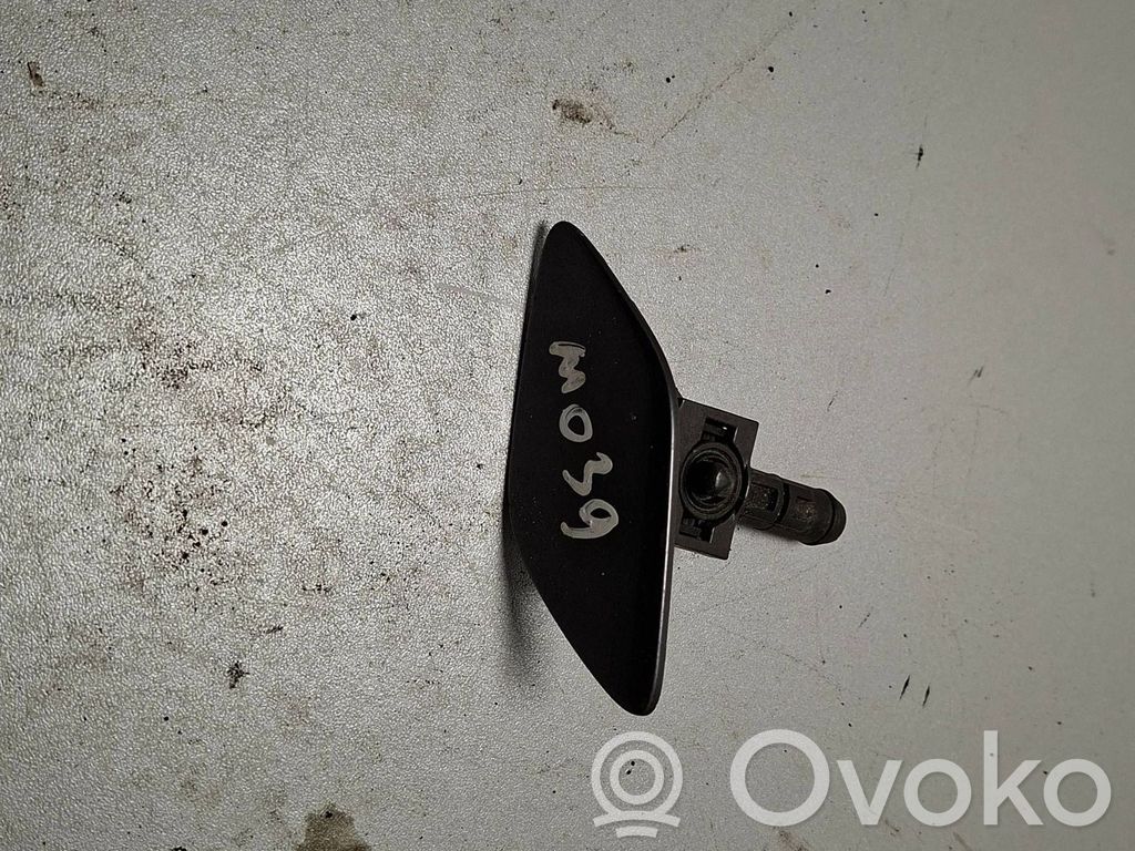 Buse de lave-phares