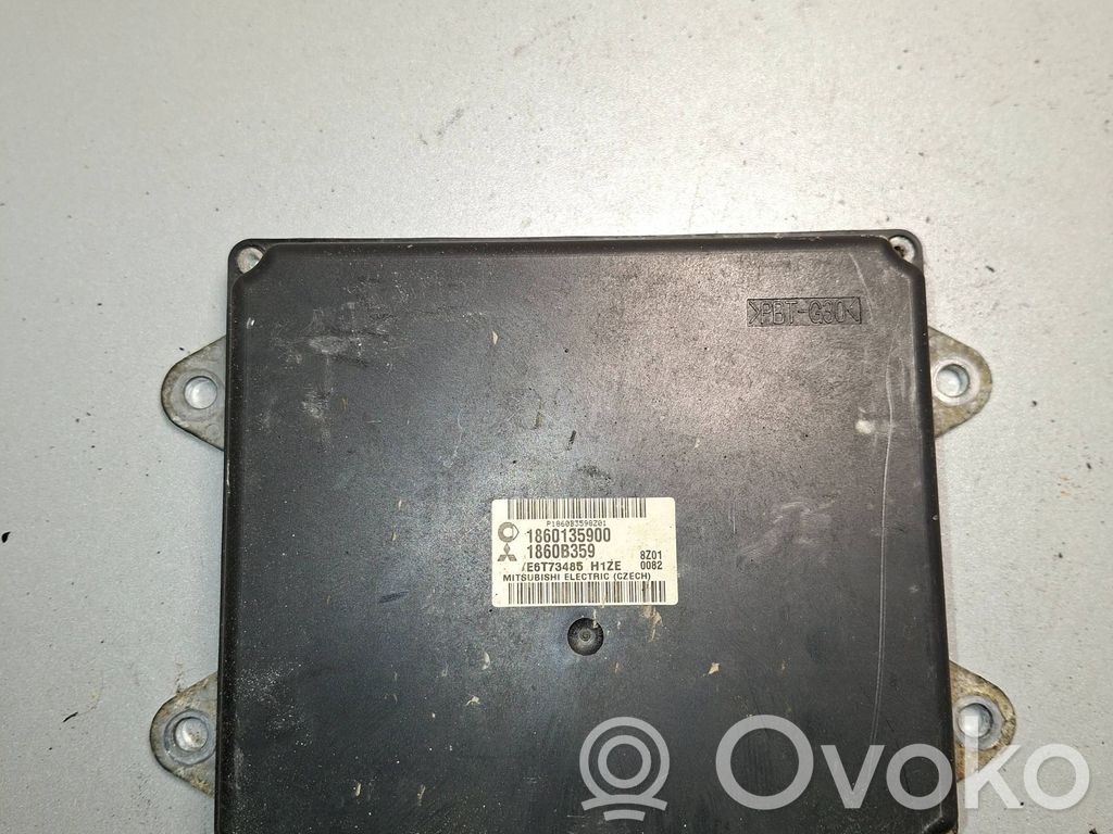 Mitsubishi Colt Engine control unit/module 